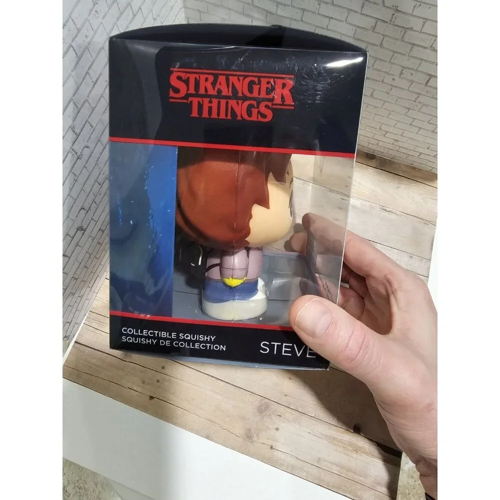 Stranger Things Steve Harrington Squishy Figure Collectible New Orb Toys Netflix - Picture 3 of 4